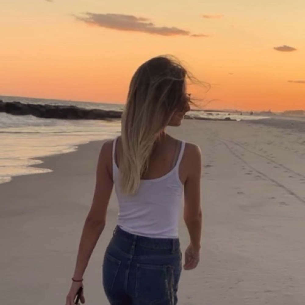 Meet your Posher, Alissa